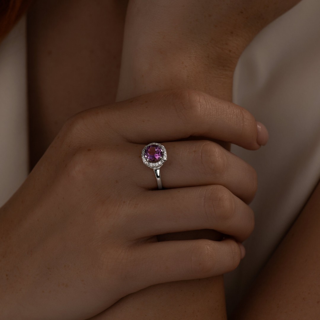 B4E45DD03F11775BA0ED1DC7EE03