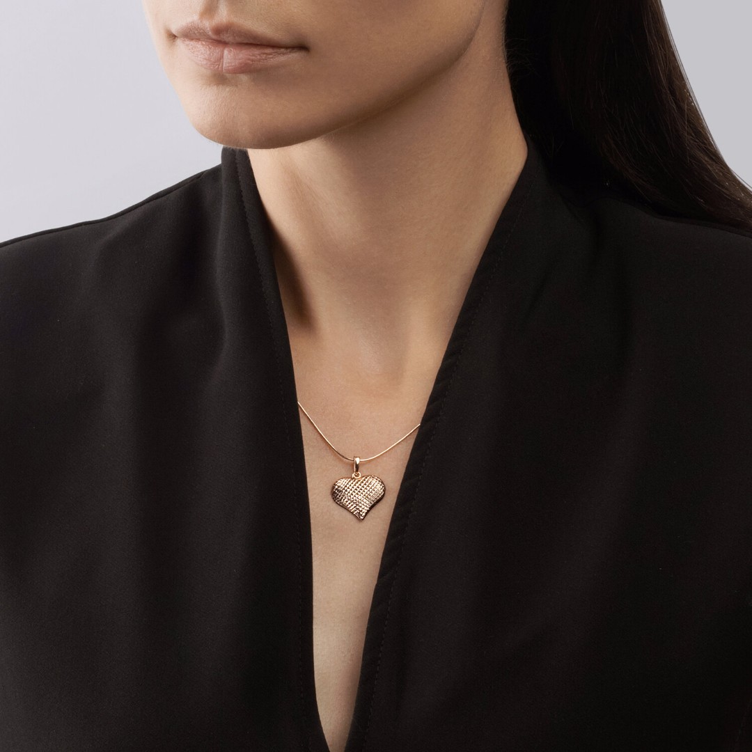 7D310339487C194A6E2377CF8CA4