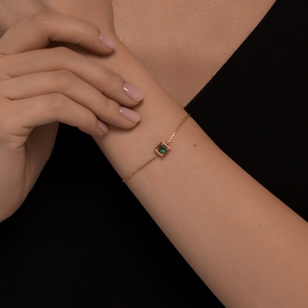 8B2813EF2BA8F7E0E9116893AFD3