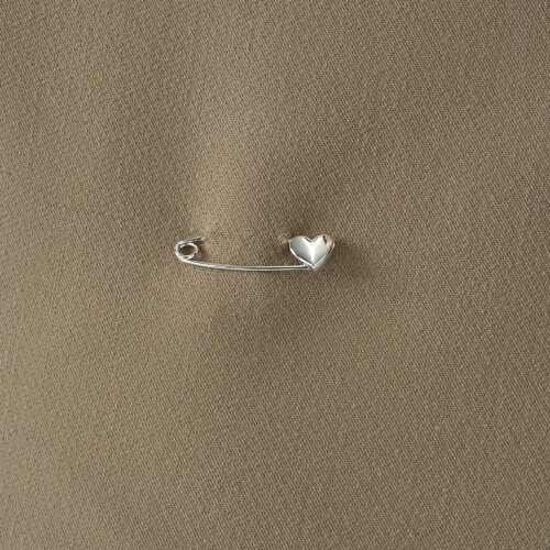 A25F0D1FA224F4DA83C7AACB9AAD