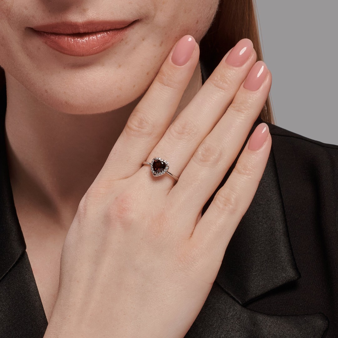 0542ABA39A37A58080E01F9BE26D