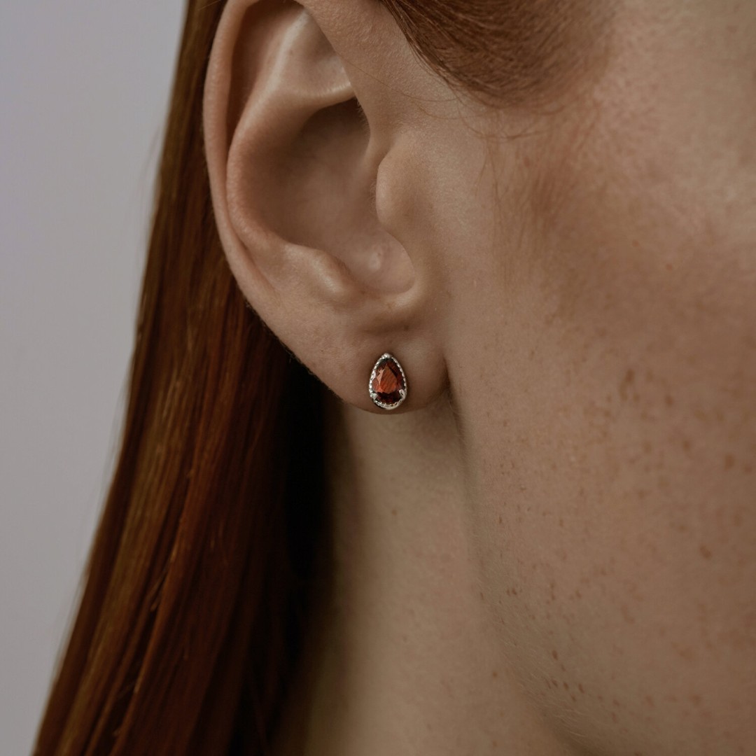 27B07BF131B893E18CCB70AA80FA (1)