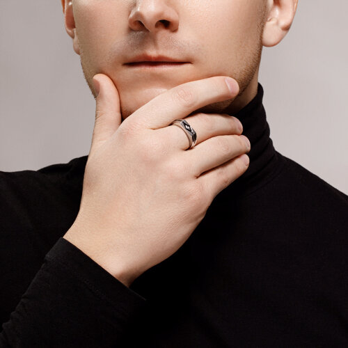 7B2063FB346698D0F6ABD81C2D82